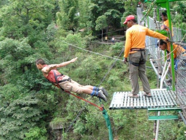 Bungee Jumping