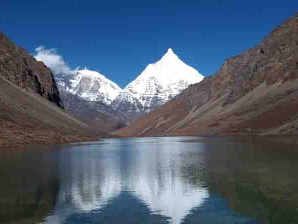 Thousand Lake Trek